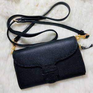 NEW!!!! The Tory Burch McGraw Wallet Cross…